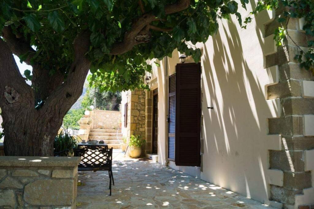 Georgia'S Village House Kalathenai Luaran gambar